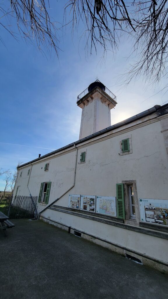 arrivé au phare de la gacholle en velo